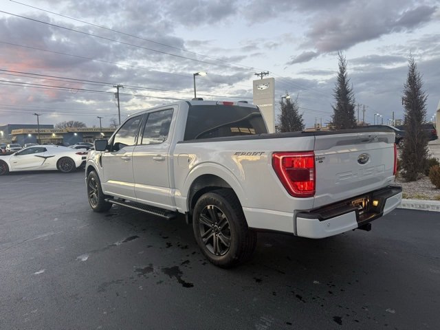 Used 2020 Ford Explorer XLT w/ Class III Trailer Tow Package image 8