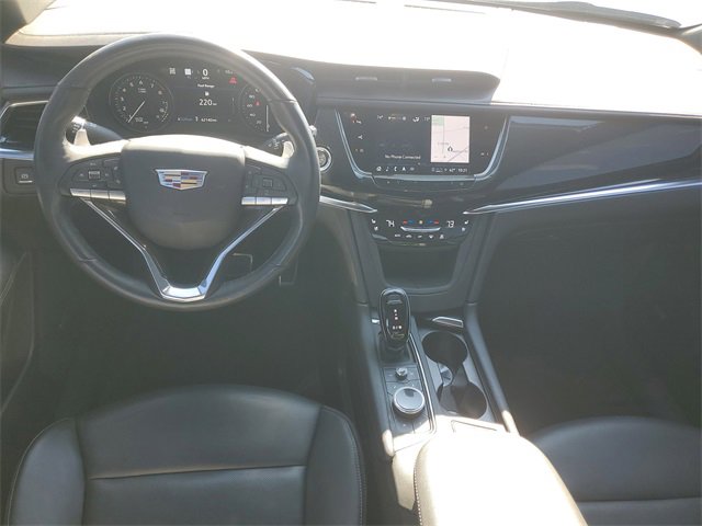 Used 2022 Cadillac XT6 Sport w/ Technology Package image 14