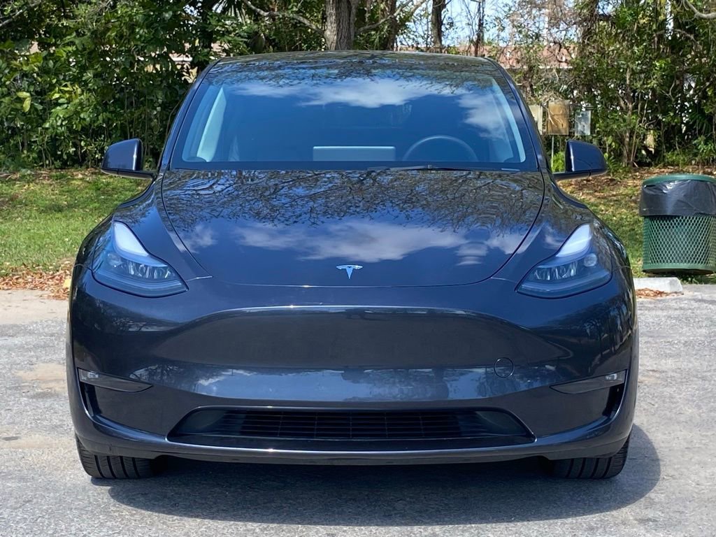 Used 2025 Tesla Model Y Long Range image 4