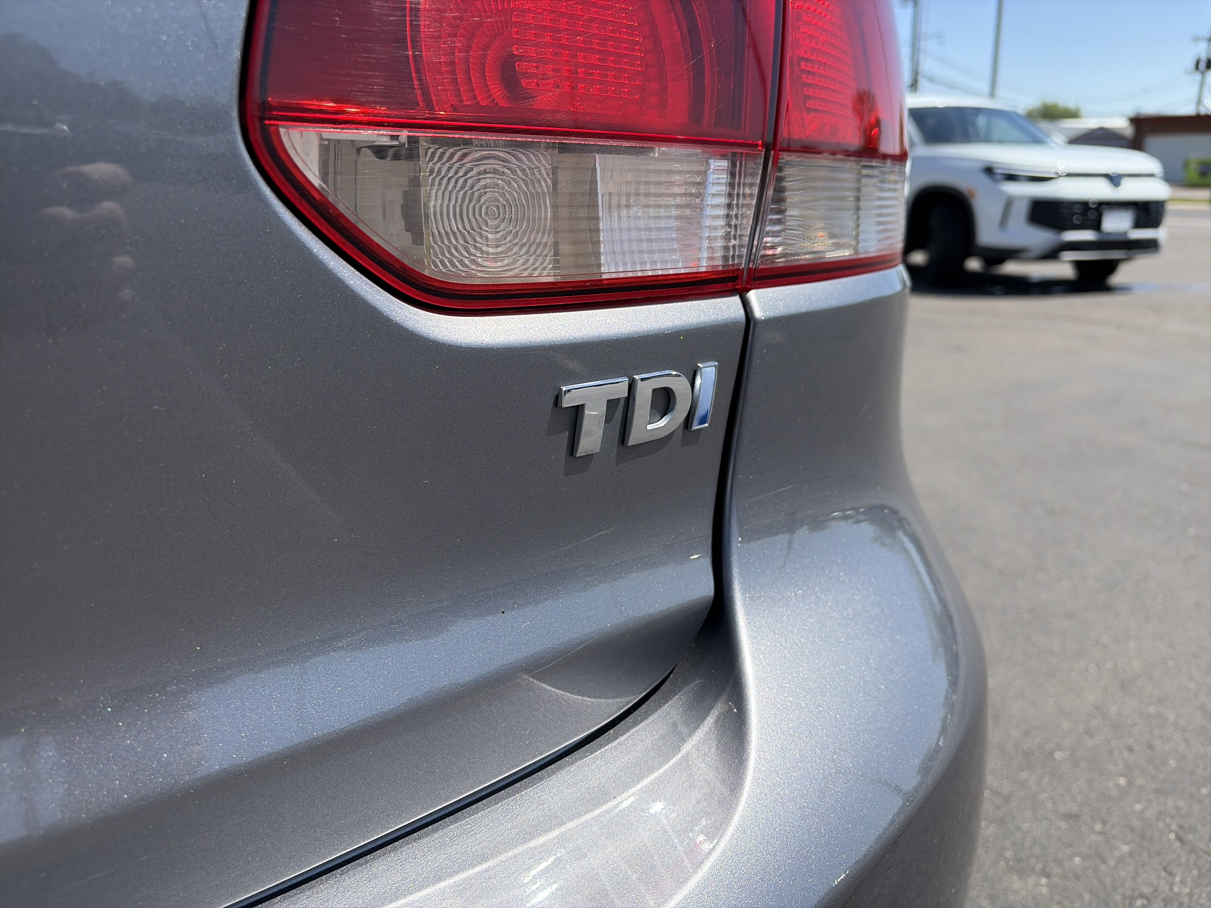 Used 2010 Volkswagen Golf TDI FWD image 32