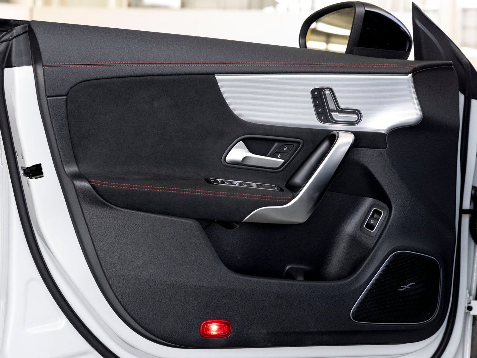 Certified 2023 Mercedes-Benz CLA 250 image 9