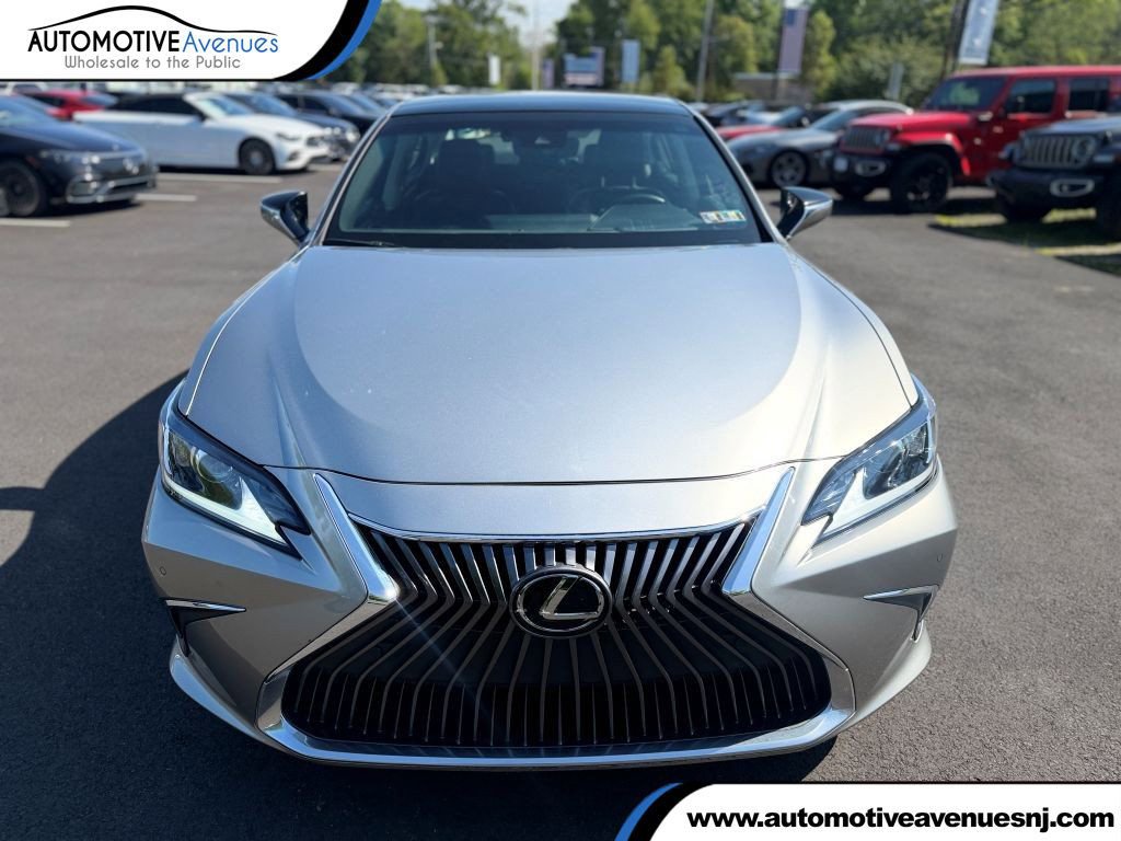 Used 2019 Lexus ES 350 w/ Accessory Package 2 FWD image 1