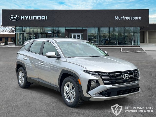 New 2026 Hyundai Tucson SE w/ Tow & Go Package FWD image 3