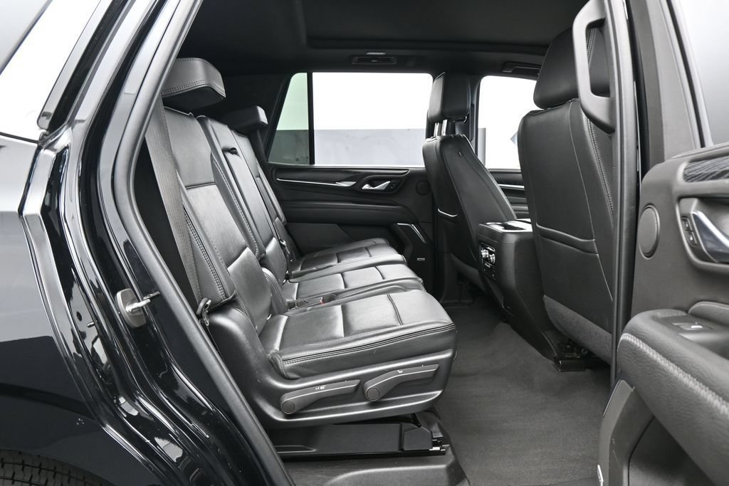 Used 2022 GMC Yukon Denali w/ Denali Premium Package AWD/4WD image 47