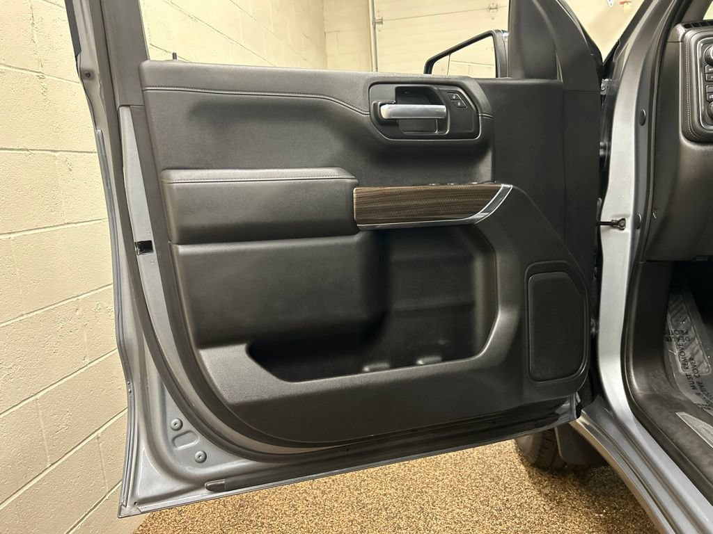 Used 2019 Chevrolet Silverado 1500 LT w/ All-Star Edition AWD/4WD image 12