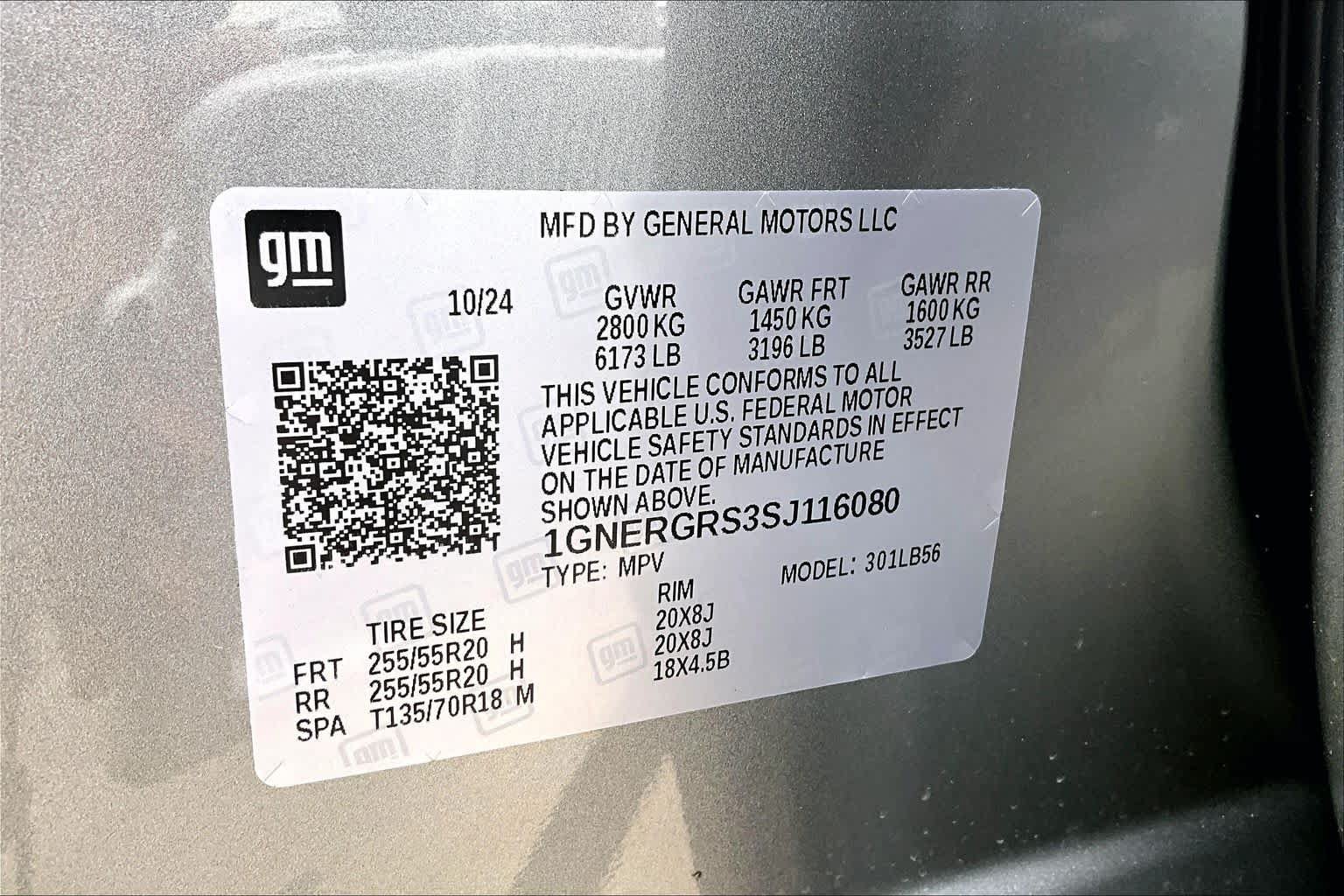 Used 2025 Chevrolet Traverse LT w/ Midnight/Sport Edition FWD image 37