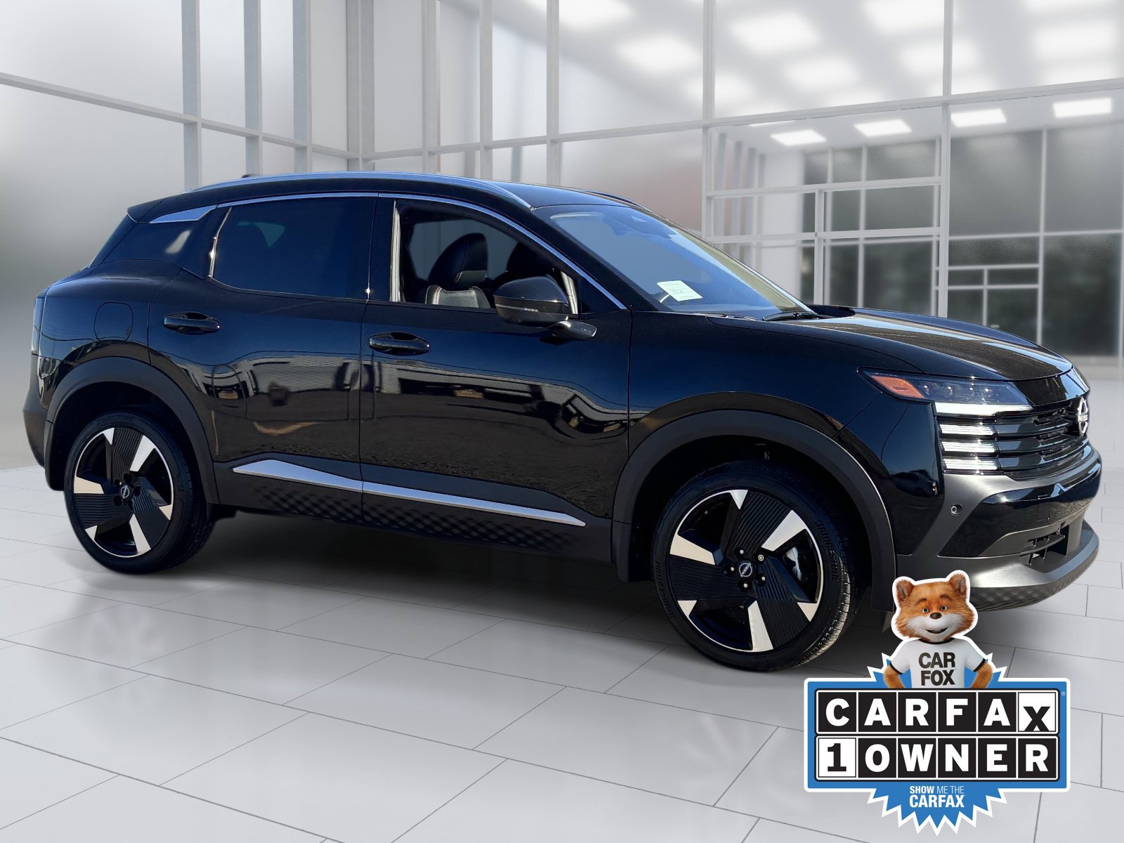 Certified 2026 Nissan Kicks SR w/ Cold Weather Package FWD image 8