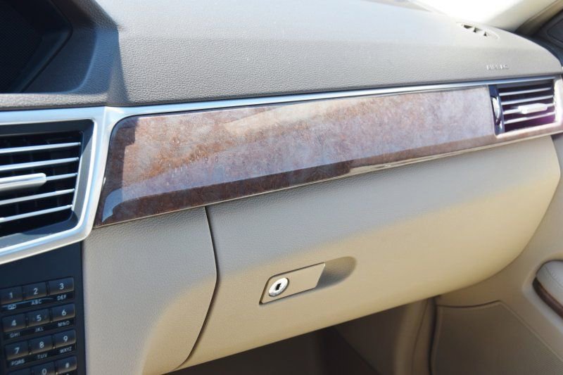 Used 2013 Mercedes-Benz E 350 4MATIC image 37