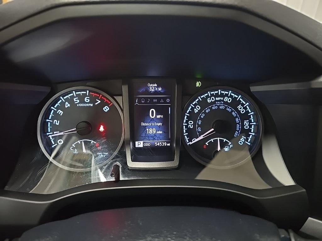 Used 2019 Toyota Tacoma TRD Off-Road AWD/4WD image 21