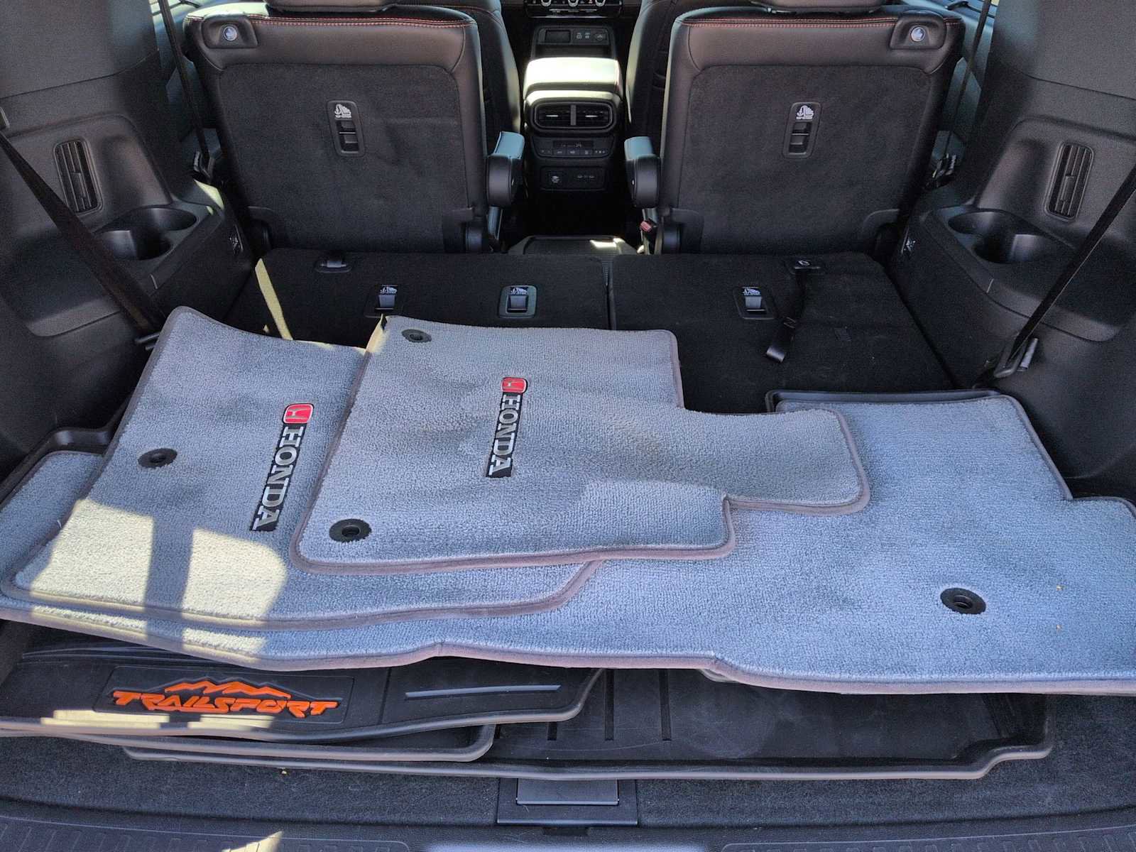 Used 2024 Honda Pilot TrailSport image 36