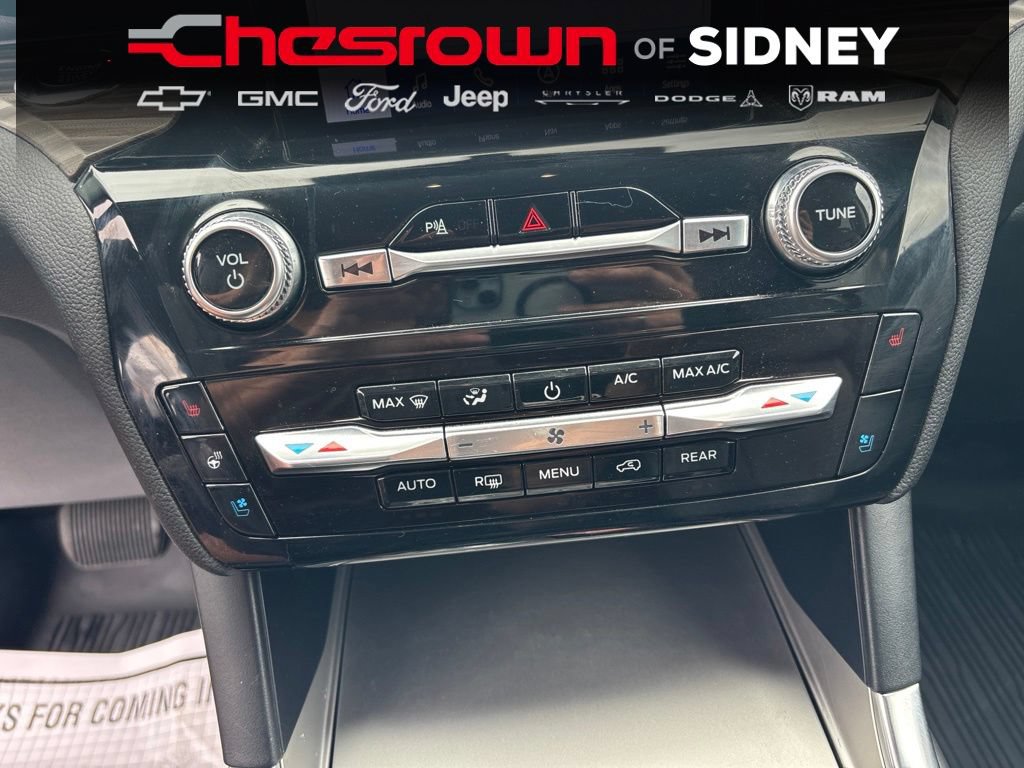 Used 2024 Ford Explorer Limited w/ Limited Technology Package AWD/4WD image 21