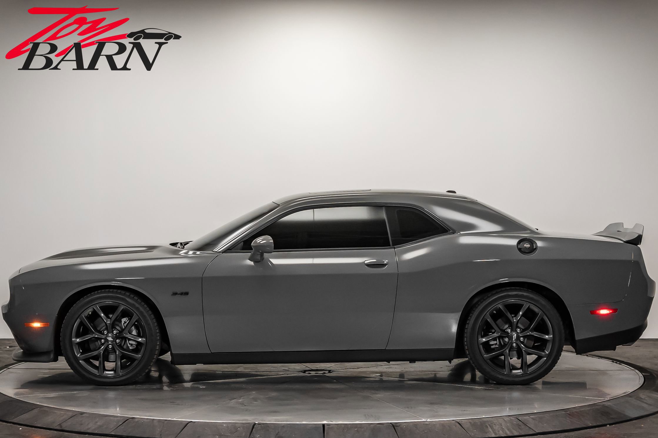 Used 2023 Dodge Challenger R/T w/ Blacktop Package image 2
