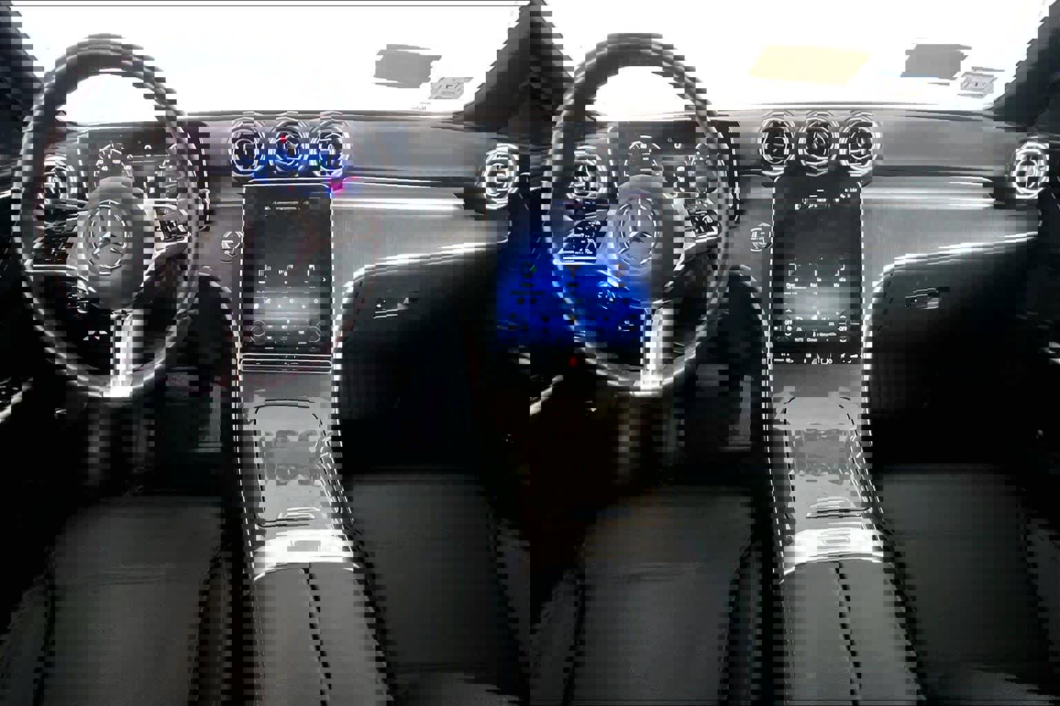 Used 2022 Mercedes-Benz C 300 4MATIC Sedan image 14