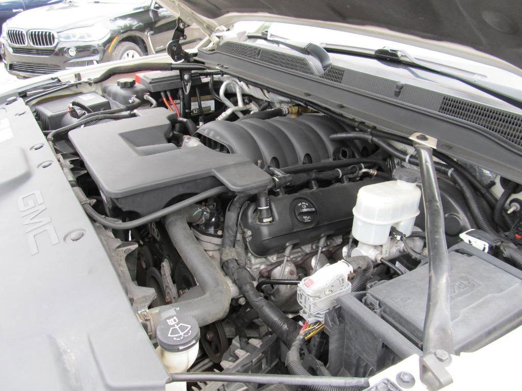 Used 2015 GMC Yukon XL Denali w/ Open Road Package image 50