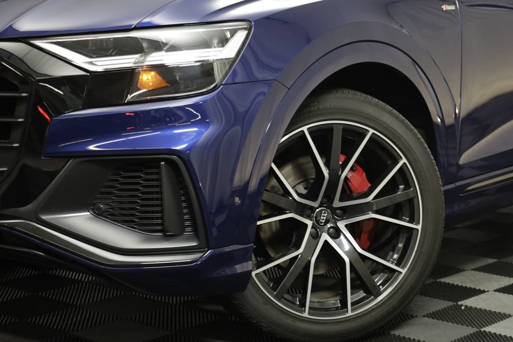 Used 2019 Audi Q8 Premium Plus w/ Premium Plus AWD/4WD image 3