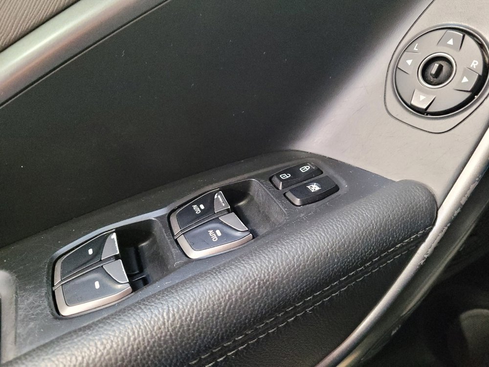 Used 2017 Hyundai Santa Fe Sport image 27