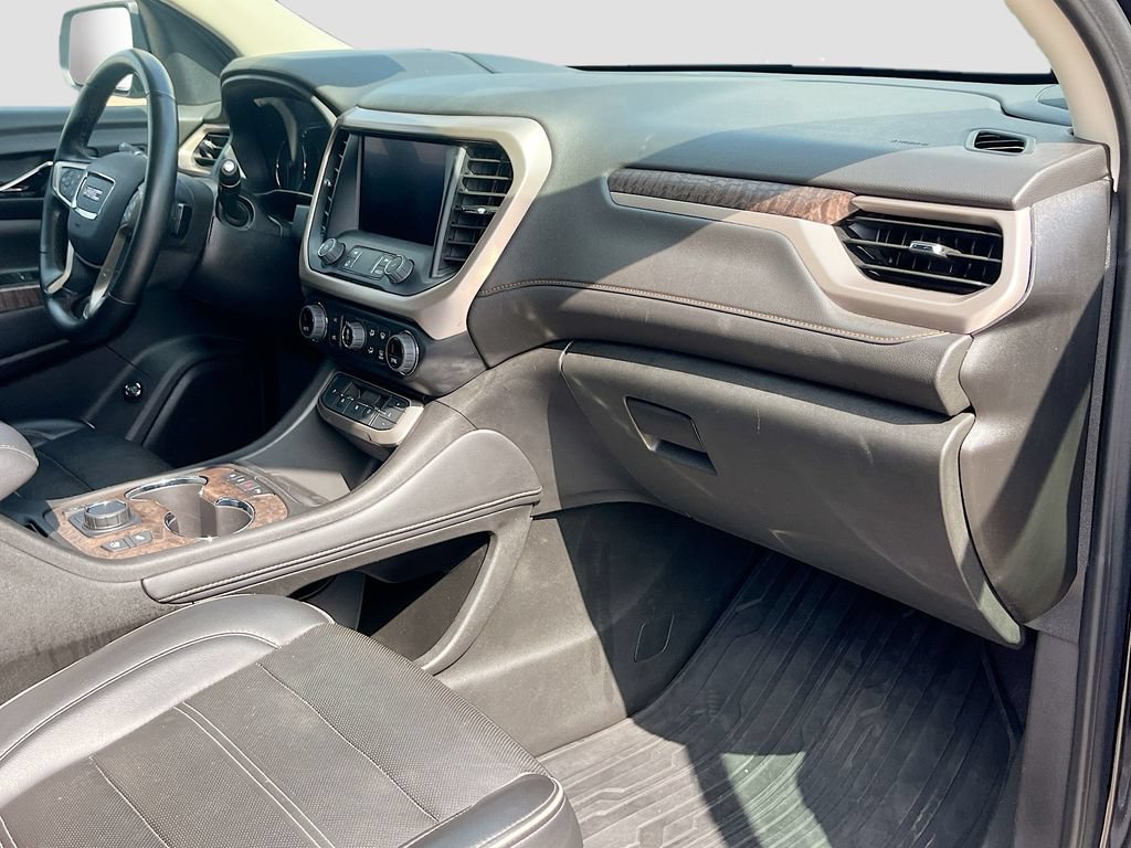 Used 2023 GMC Acadia Denali w/ Black Diamond Edition FWD image 33