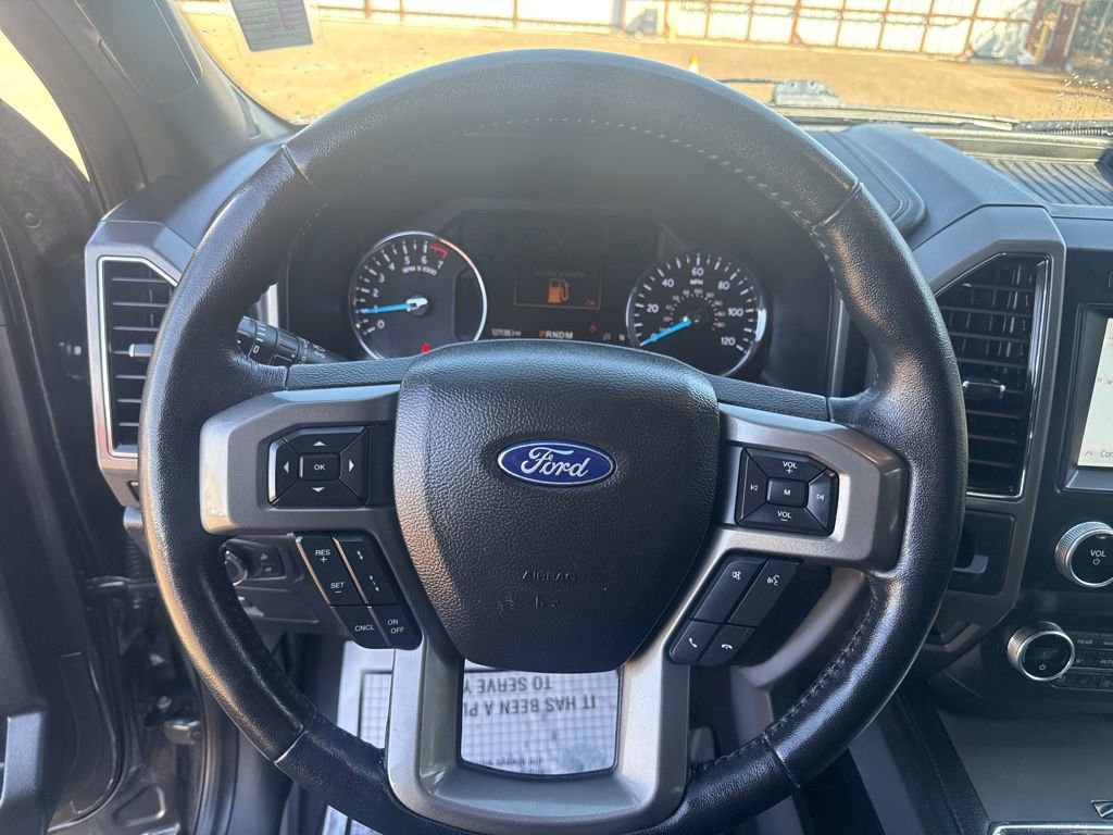 Used 2021 Ford Expedition XLT image 16