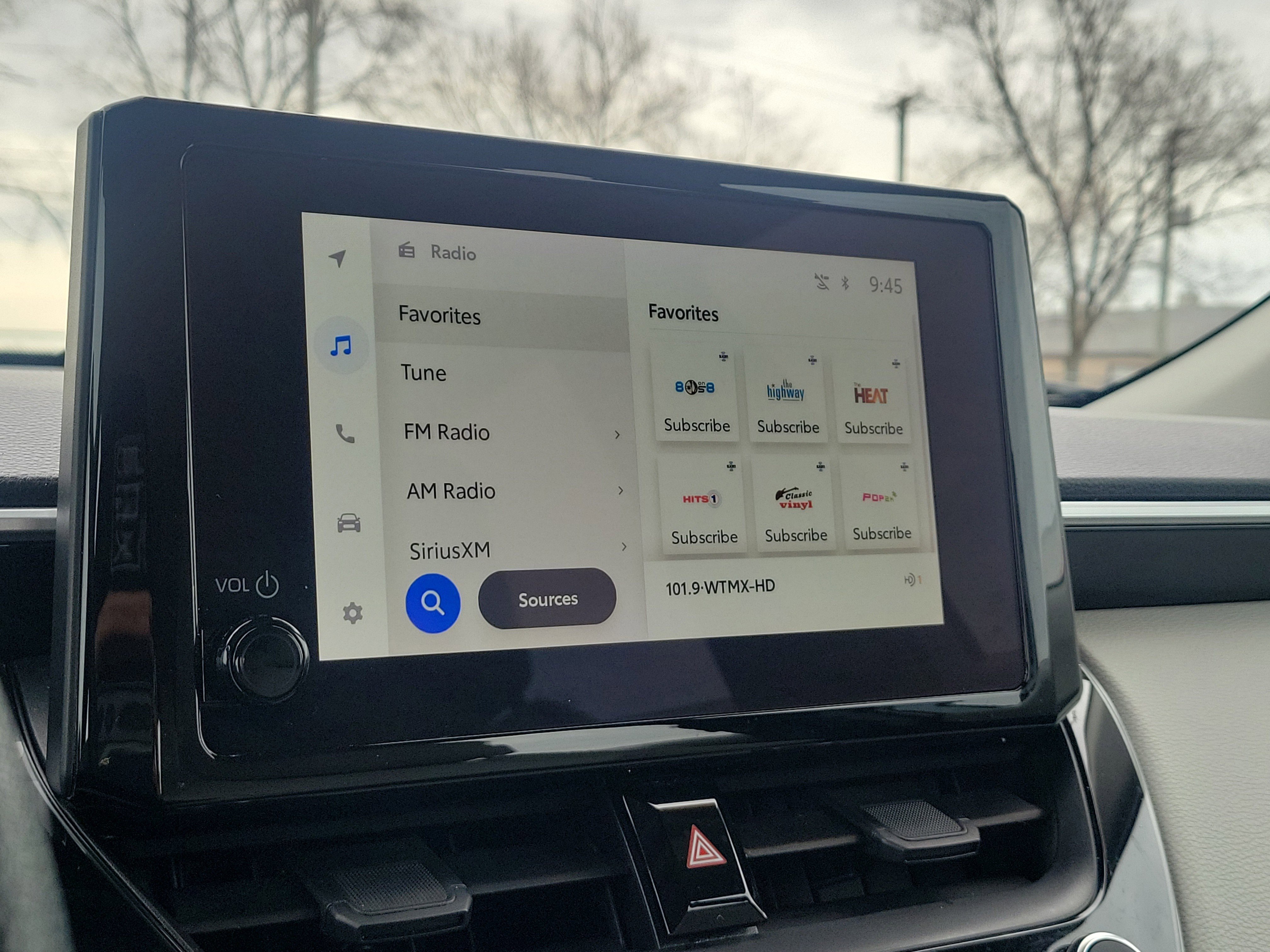 Used 2024 Toyota Corolla Cross L image 26