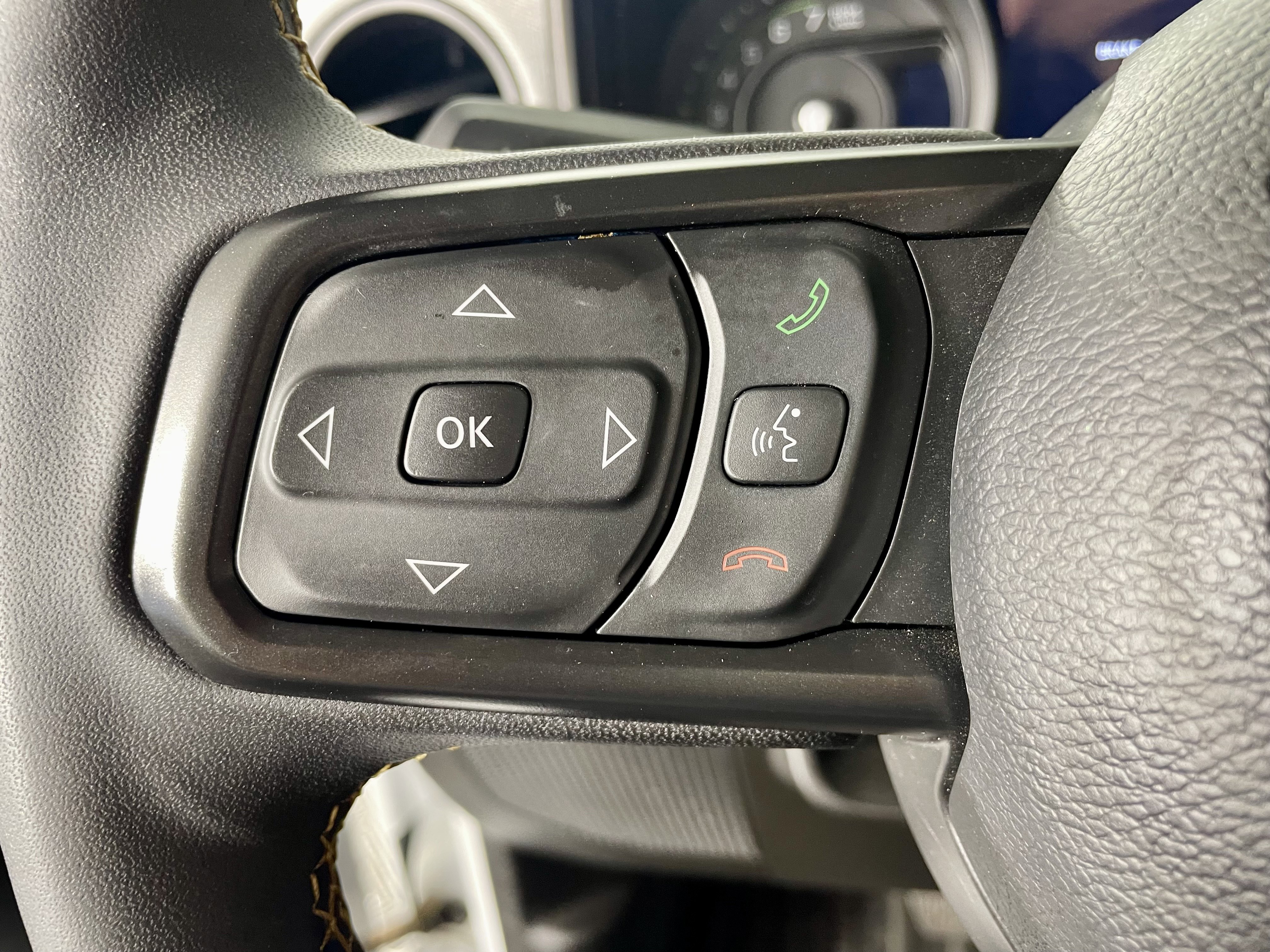 Used 2024 Jeep Wrangler Sport S w/ Convenience Group image 15