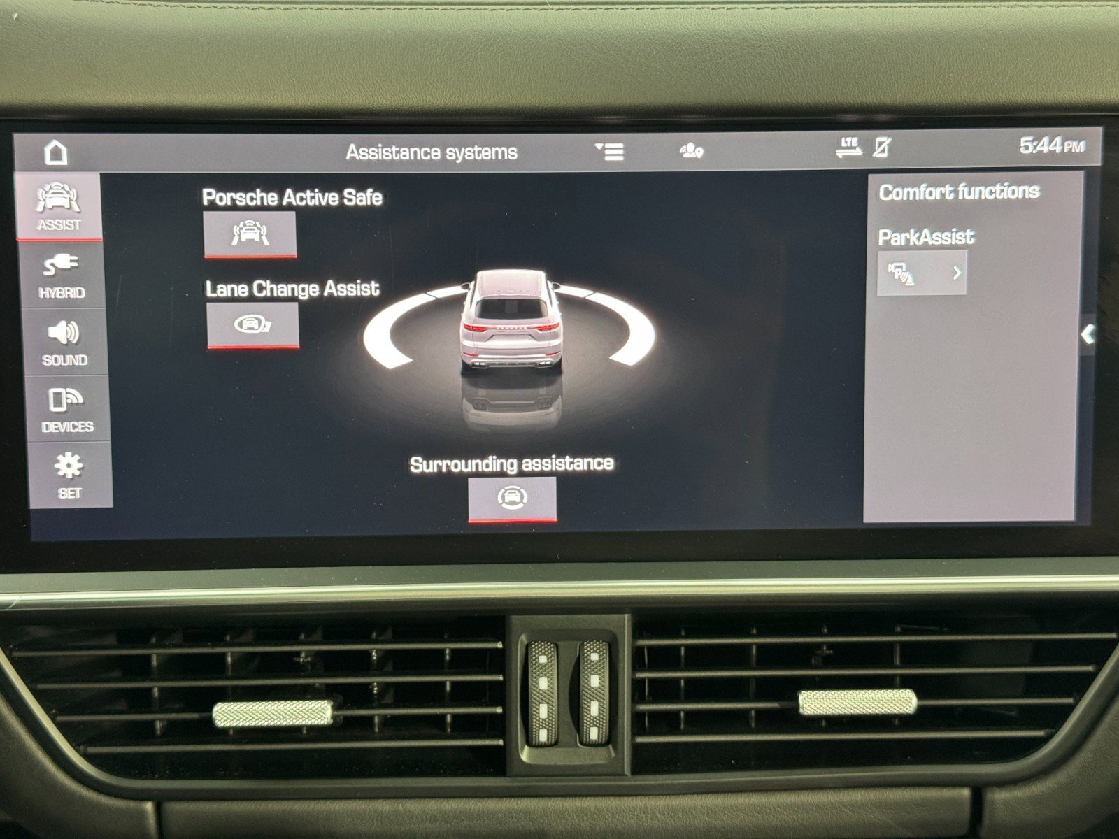 Used 2021 Porsche Cayenne Turbo S image 30