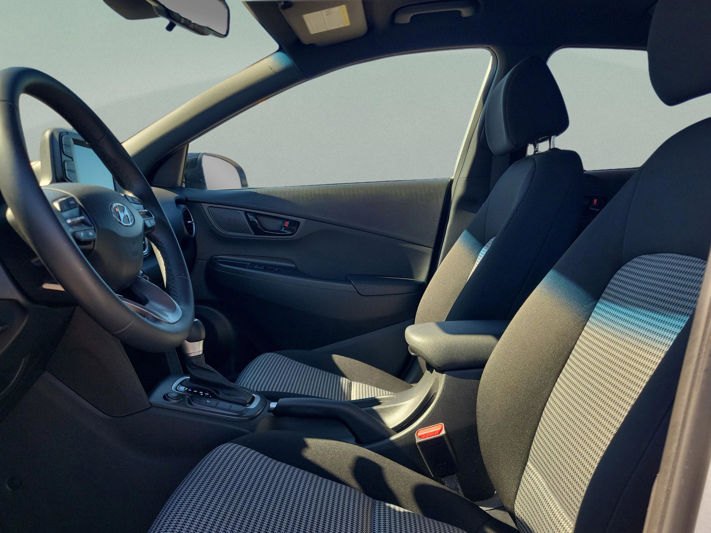 Used 2021 Hyundai Kona Night w/ Cargo Package image 14