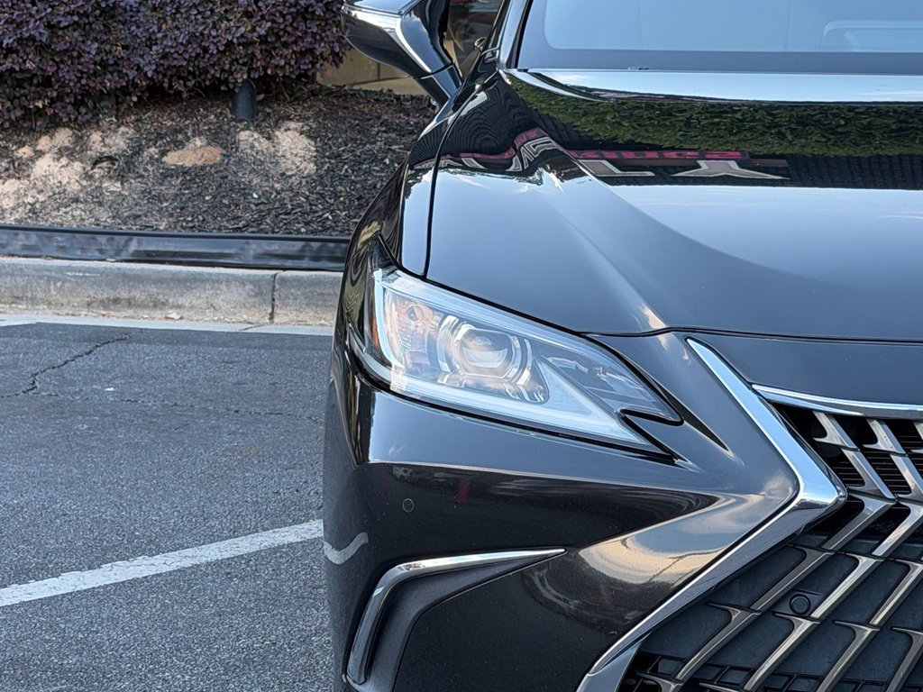 Used 2023 Lexus ES 350 w/ Premium Package FWD image 4