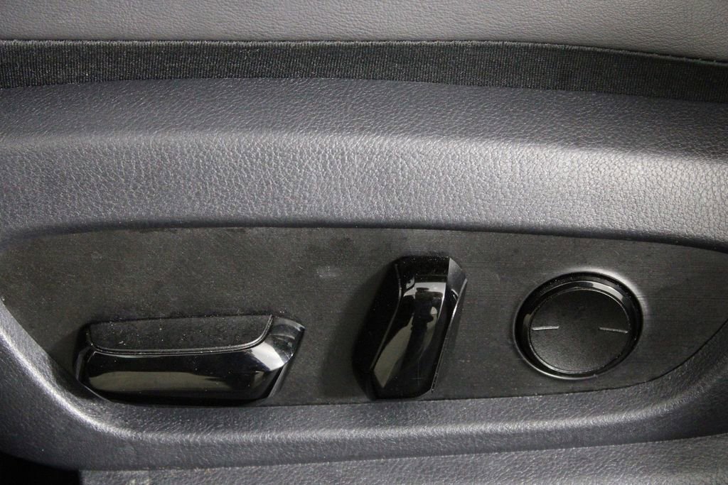 Used 2024 Lexus ES 350 w/ Premium Package image 19