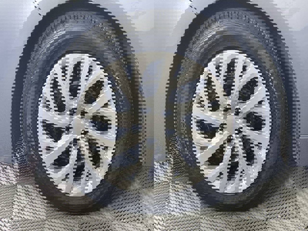 Used 2024 Toyota Corolla LE image 10