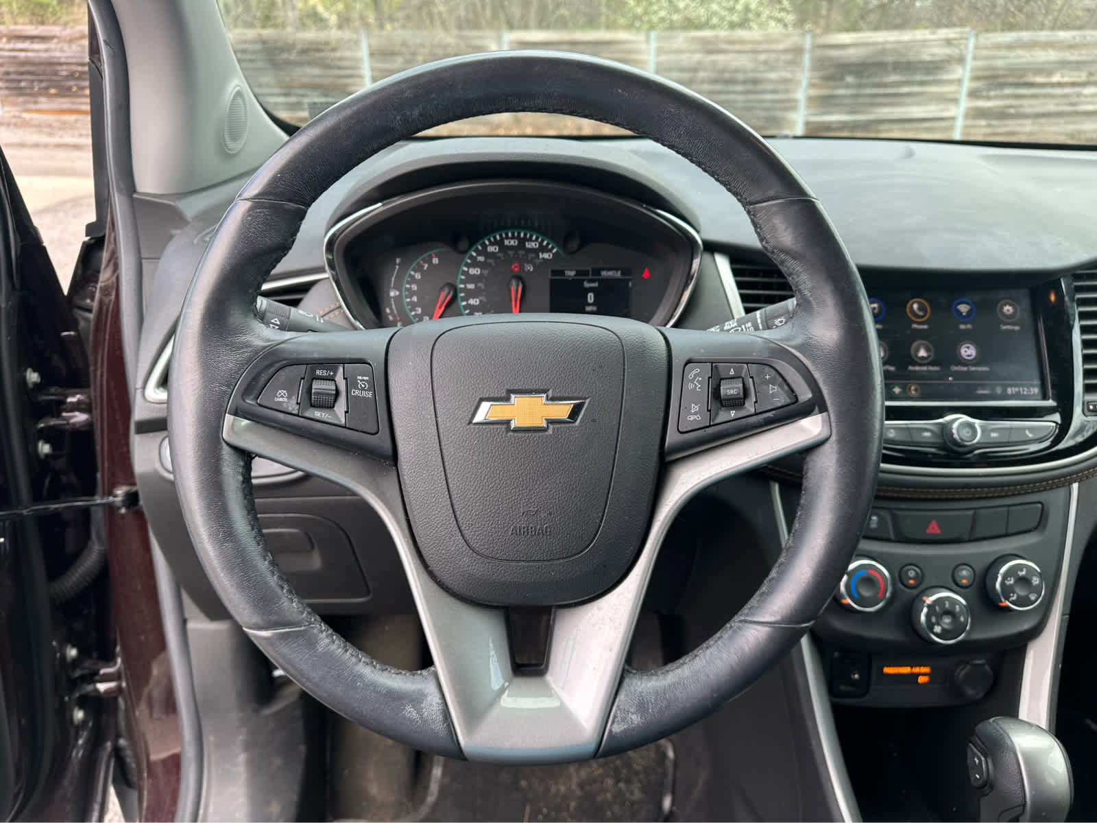 Used 2022 Chevrolet Trax LT w/ Sport Edition image 11