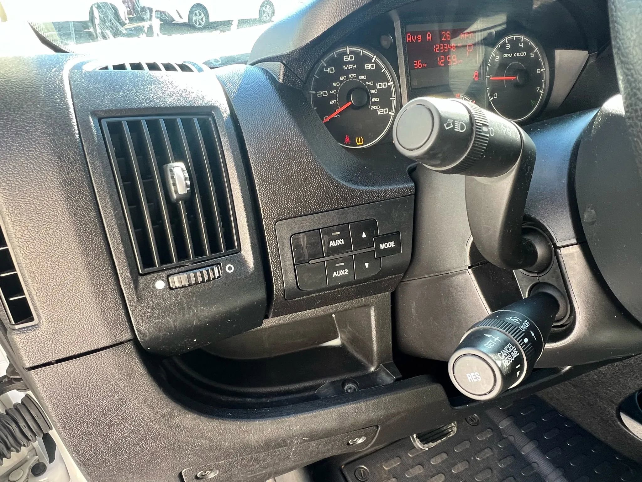Used 2021 RAM ProMaster 2500 w/ Interior LED Lighting Group FWD image 14