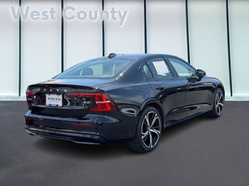 Certified 2025 Volvo S60 B5 Plus image 4