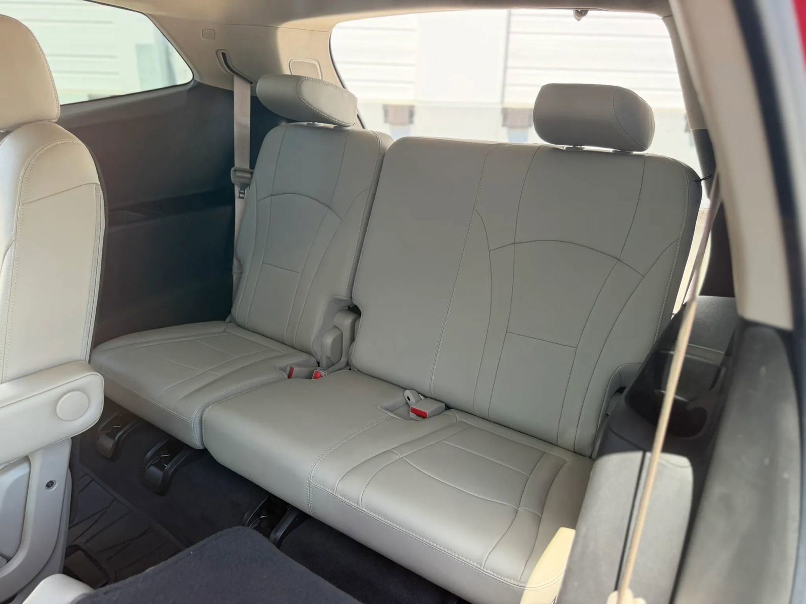 Used 2020 Buick Enclave Essence w/ Sound and Sites Package FWD image 20