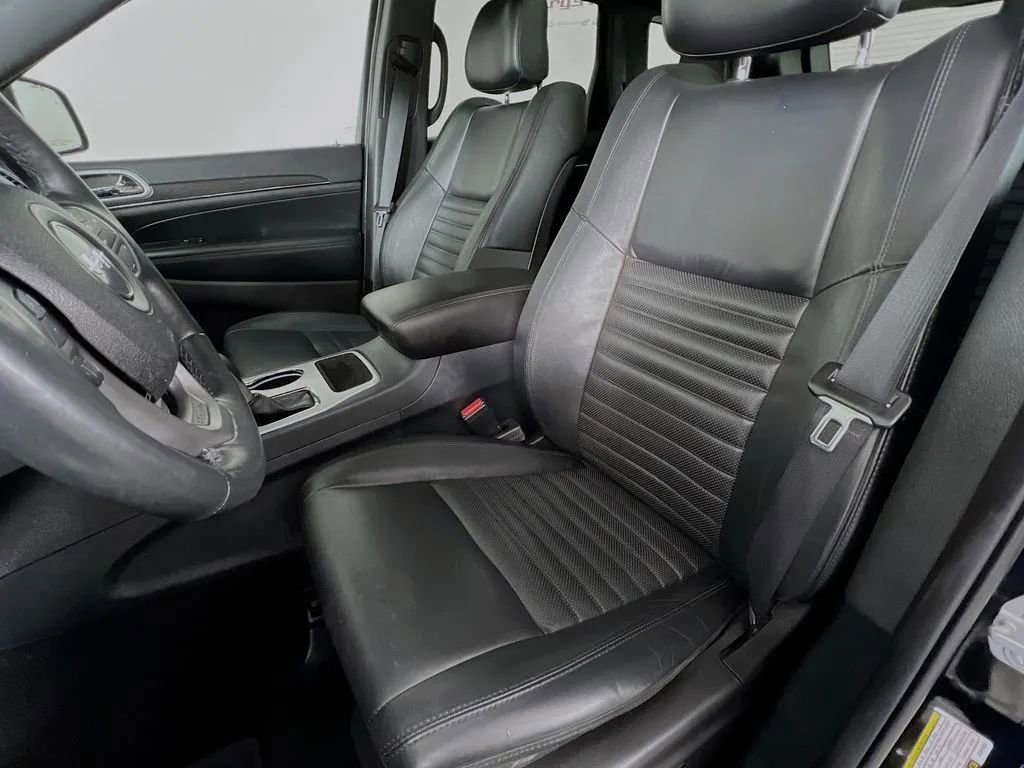 Used 2018 Jeep Grand Cherokee Limited RWD image 22