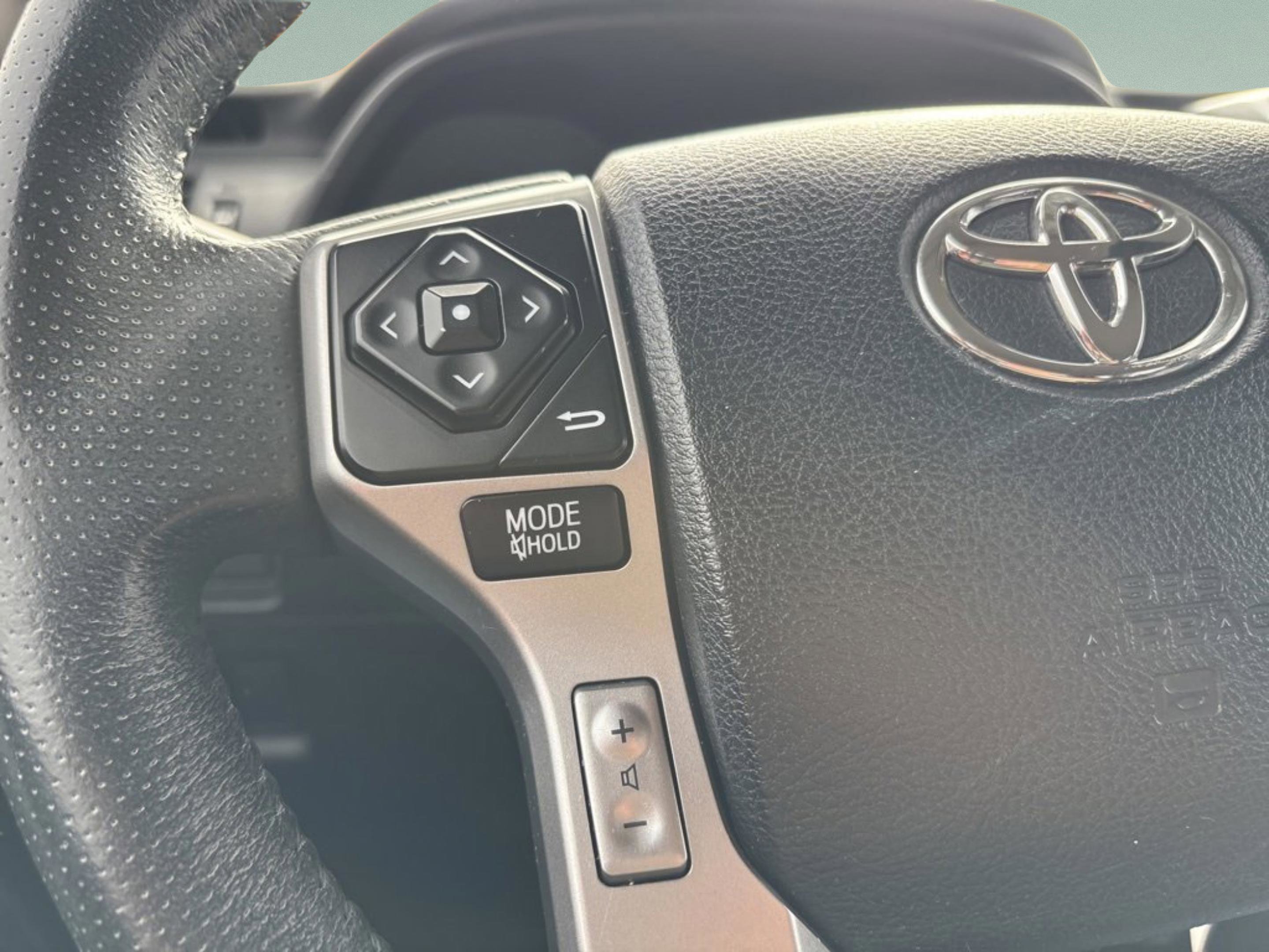 Used 2018 Toyota 4Runner SR5 image 13