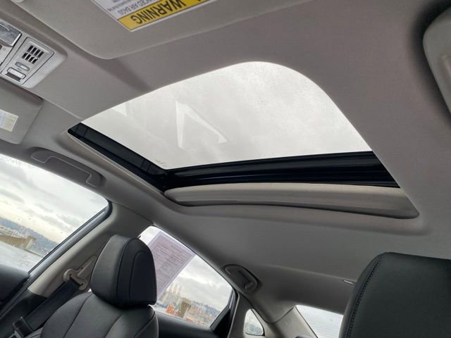 Certified 2019 Honda Insight Touring image 15