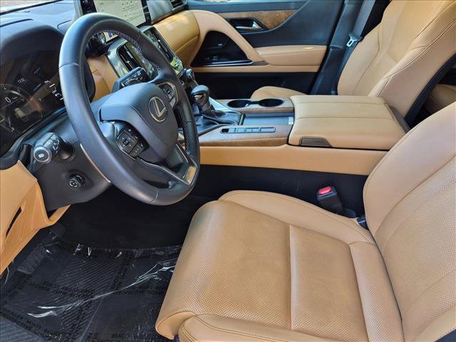 Used 2024 Lexus LX 600 4WD w/ Appearance Package image 16
