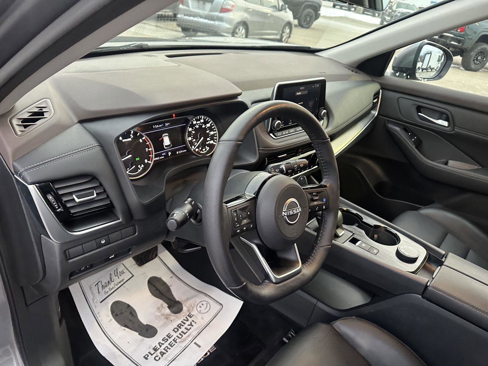 Used 2022 Nissan Rogue SV w/ SV Premium Package image 21