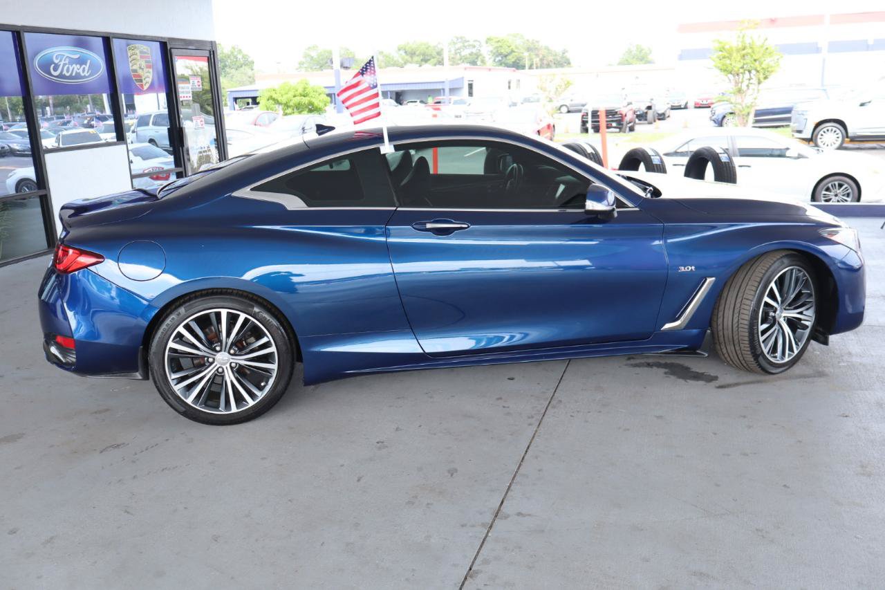 Used 2019 INFINITI Q60 3.0t Luxe w/ Essential Package AWD/4WD image 4