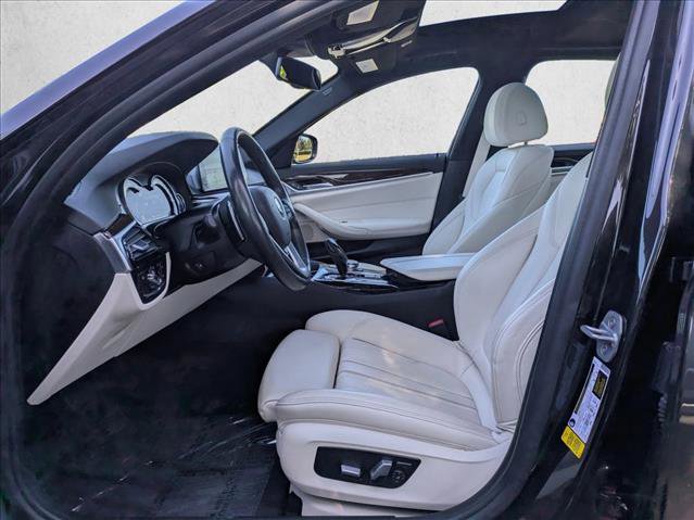 Used 2018 BMW 540i image 17