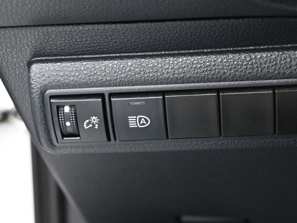 Used 2023 Toyota Corolla LE image 16