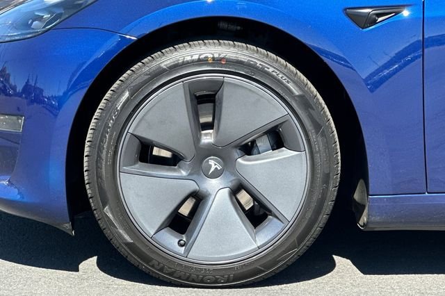 Used 2023 Tesla Model 3 Standard Range image 28
