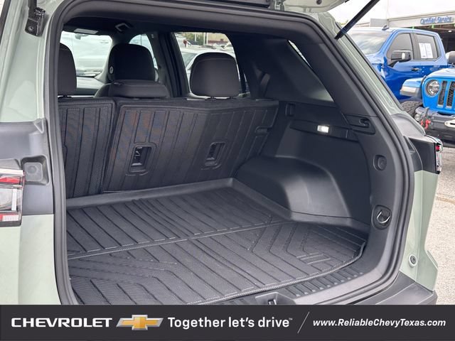 Used 2025 Chevrolet Equinox LT FWD image 30