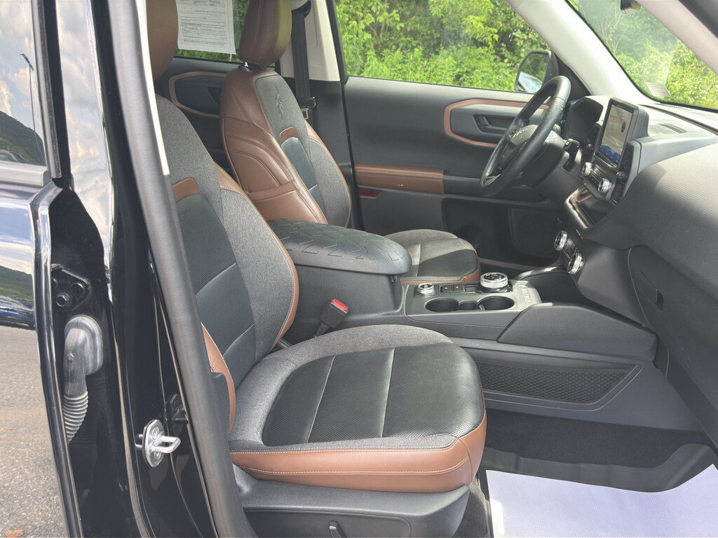 Used 2021 Ford Bronco Sport Outer Banks w/ Outer Banks Package AWD/4WD image 26