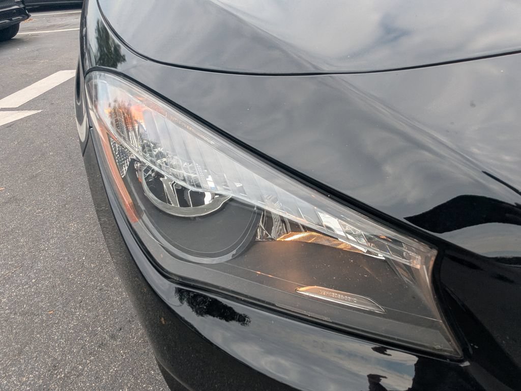 Used 2018 Mercedes-Benz CLA 250 image 18