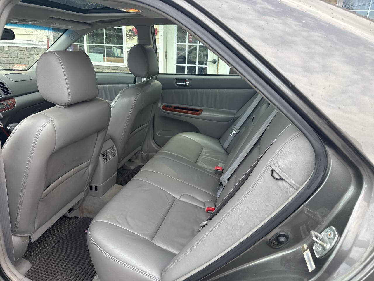 Used 2003 Toyota Camry XLE image 11