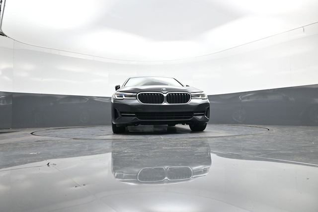 Used 2021 BMW 530i w/ Premium Package image 37