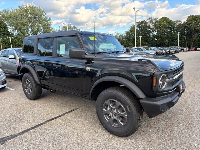 New 2026 Ford Bronco Big Bend AWD/4WD image 1