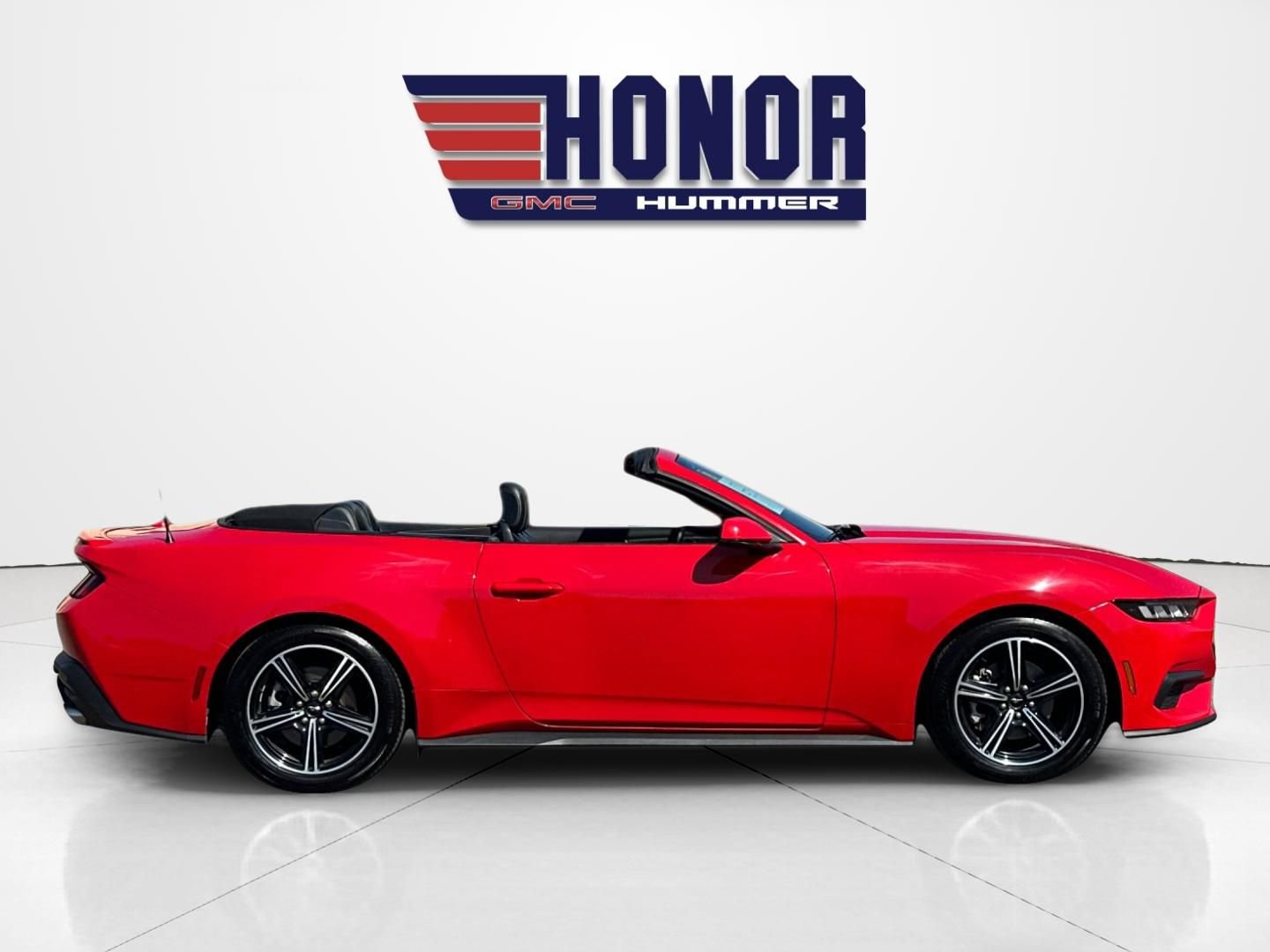 Used 2024 Ford Mustang Premium RWD image 3