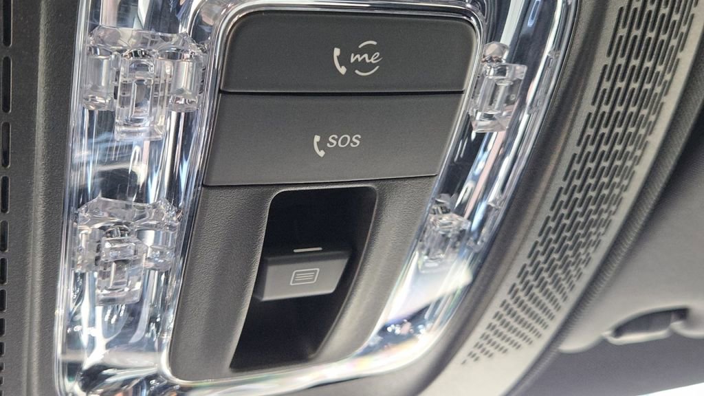 Used 2025 Mercedes-Benz CLA 250 4MATIC image 15